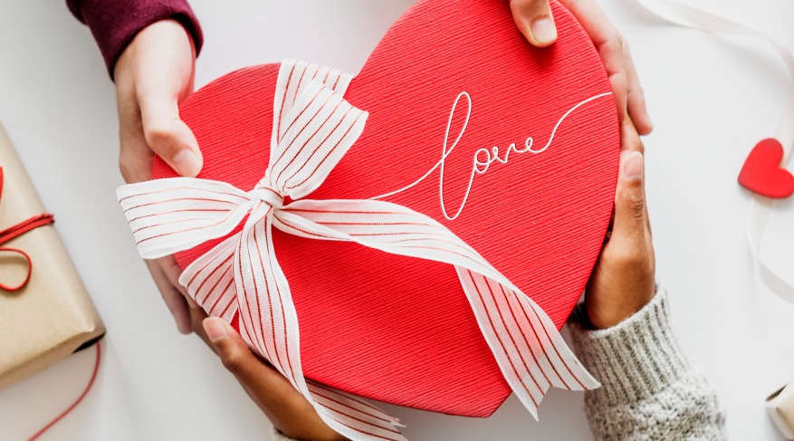 Unique Valentine’s Day Gifts Your Ukrainian Girlfriend Will Love