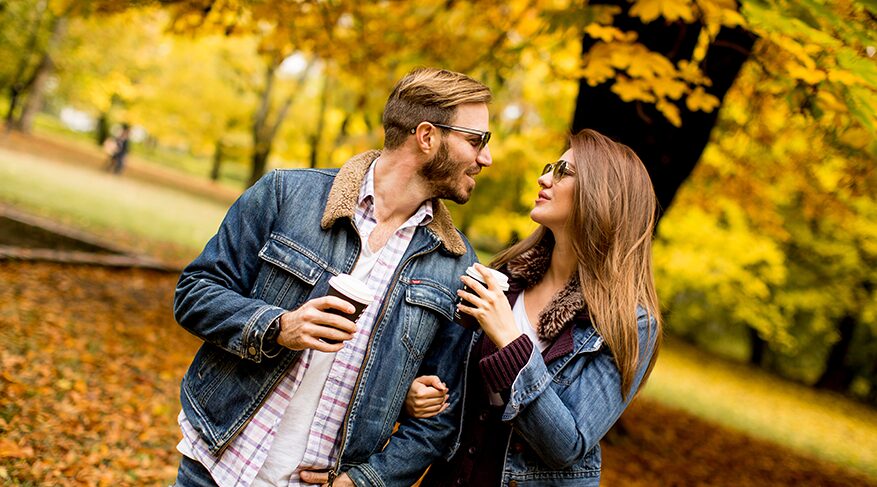 What to Talk About on a First Date This Fall