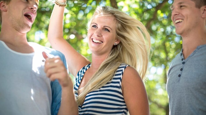 Online Dating Lingo, Decoded: What Does ‘Situationship’ Mean?